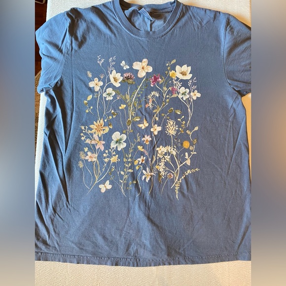 Blue Oversized Short Sleeve Tee Shirt w/ Dried Pressed Flowers Graphic/ Large - Picture 1 of 4